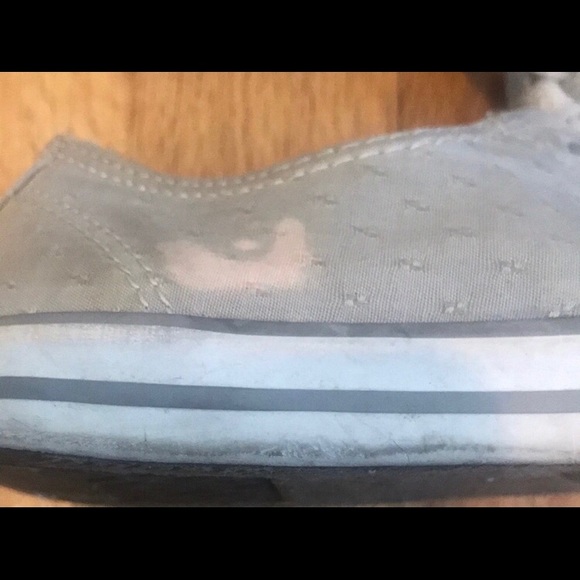 Converse Dainty Ox Dolphin Grey Stitched Pattern - Picture 5 of 6